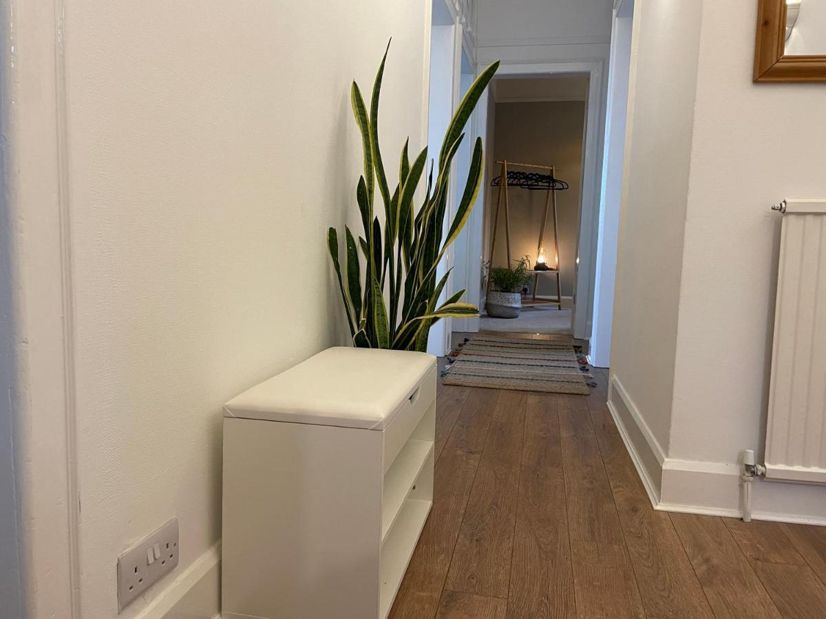 3 Bed Ground Floor Apartment - Hot Tub Optional Upgrade Hythe  Zewnętrze zdjęcie